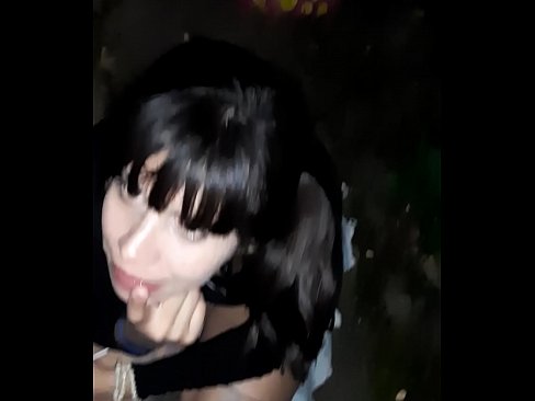 ❤️ Trên đường phố bị sưng dương vật để đổi lấy kẹo Khiêu dâm ở% vi.xxxpornolive.ru% ❌