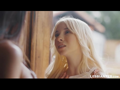 ❤️ Cô gái về nhà một vài tháng sau đó và ăn sạch âm hộ của mẹ kế Khiêu dâm  ở% vi.xxxpornolive.ru%  ❌